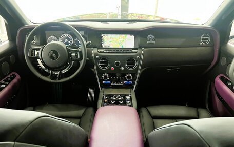 Rolls-Royce Cullinan, 2023 год, 38 000 012 рублей, 19 фотография