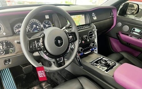 Rolls-Royce Cullinan, 2023 год, 38 000 012 рублей, 12 фотография