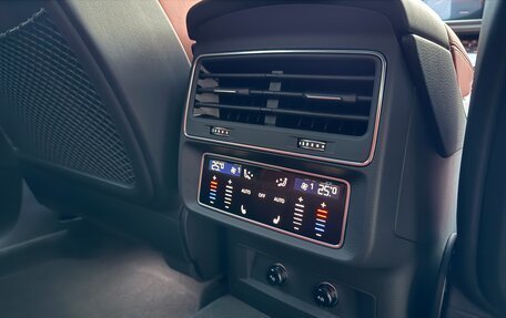 Audi SQ8, 2025 год, 17 500 000 рублей, 16 фотография