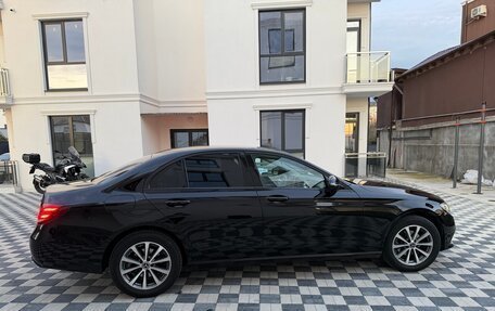 Mercedes-Benz E-Класс, 2020 год, 2 750 000 рублей, 5 фотография