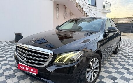 Mercedes-Benz E-Класс, 2020 год, 2 750 000 рублей, 6 фотография