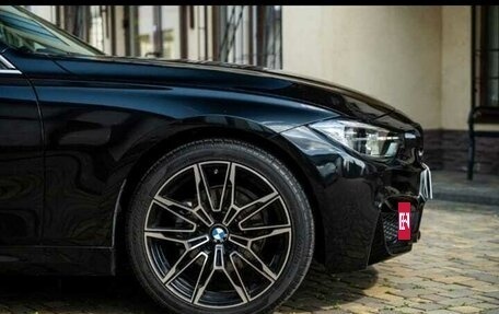 BMW 3 серия, 2016 год, 2 850 000 рублей, 2 фотография