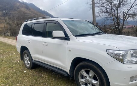 Toyota Land Cruiser 200, 2011 год, 3 900 000 рублей, 3 фотография