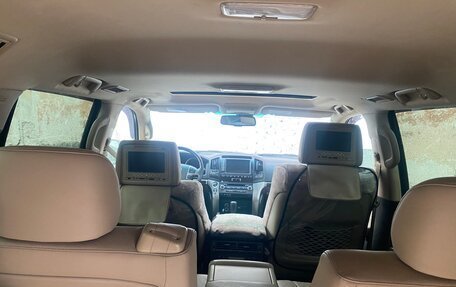 Toyota Land Cruiser 200, 2011 год, 3 900 000 рублей, 7 фотография