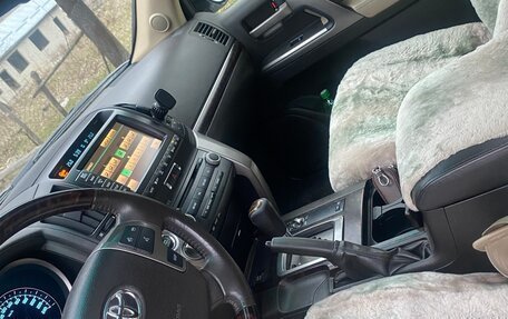 Toyota Land Cruiser 200, 2011 год, 3 900 000 рублей, 5 фотография