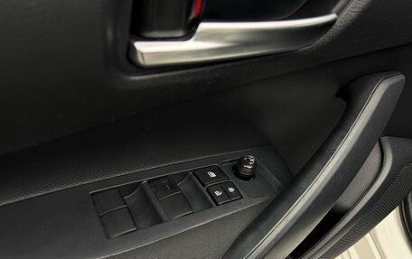 Toyota Corolla, 2020 год, 1 819 000 рублей, 7 фотография