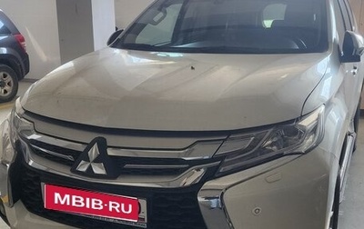 Mitsubishi Pajero Sport II рестайлинг, 2016 год, 3 000 000 рублей, 1 фотография