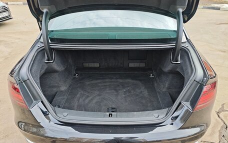 Audi A8, 2013 год, 1 950 000 рублей, 22 фотография