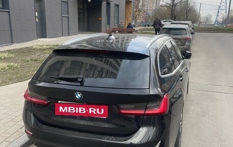 BMW 3 серия, 2019 год, 3 200 000 рублей, 3 фотография