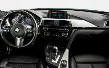 BMW 3 серия, 2018 год, 3 095 000 рублей, 11 фотография