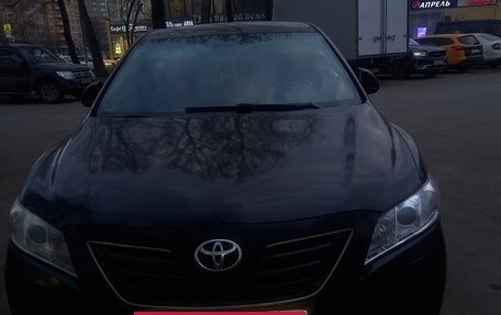 Toyota Camry, 2008 год, 649 000 рублей, 2 фотография