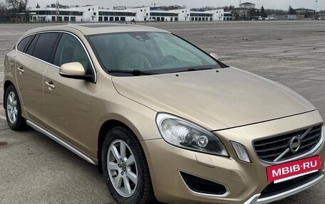Volvo V60 I, 2011 год, 1 350 000 рублей, 2 фотография