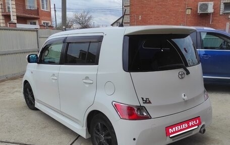 Toyota bB II рестайлинг, 2006 год, 850 000 рублей, 2 фотография