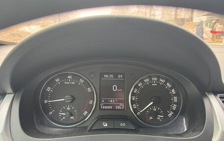 Skoda Rapid I, 2014 год, 1 100 000 рублей, 12 фотография