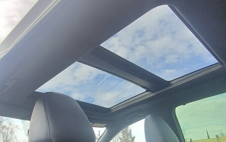 Lexus RX IV рестайлинг, 2017 год, 3 500 000 рублей, 9 фотография