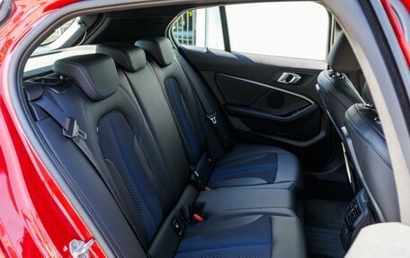 BMW 1 серия, 2020 год, 2 399 000 рублей, 10 фотография