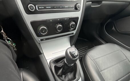 Skoda Octavia, 2010 год, 750 000 рублей, 3 фотография