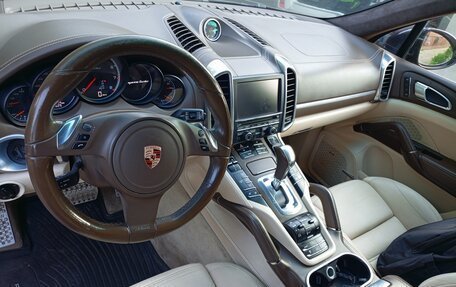 Porsche Cayenne III, 2011 год, 2 000 000 рублей, 6 фотография