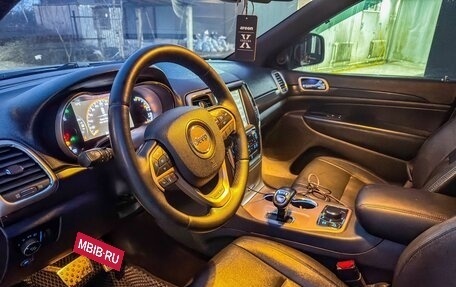 Jeep Grand Cherokee, 2013 год, 2 000 000 рублей, 10 фотография