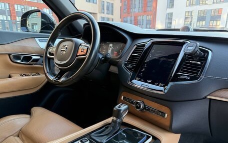 Volvo XC90 II рестайлинг, 2017 год, 2 850 000 рублей, 14 фотография