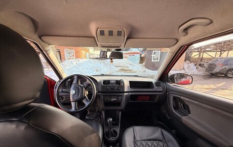 Skoda Fabia II, 2010 год, 420 000 рублей, 14 фотография