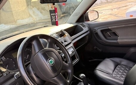 Skoda Fabia II, 2010 год, 420 000 рублей, 7 фотография