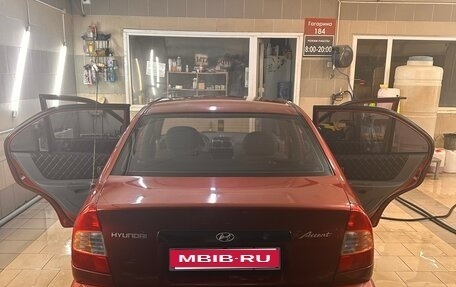 Hyundai Accent II, 2005 год, 430 000 рублей, 2 фотография