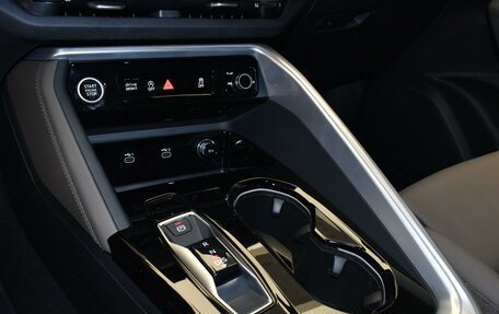 Audi Q5, 2025 год, 9 399 000 рублей, 23 фотография