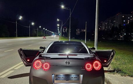 Nissan GT-R, 2010 год, 5 250 000 рублей, 1 фотография