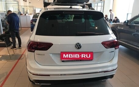 Volkswagen Tiguan II, 2020 год, 3 450 000 рублей, 1 фотография