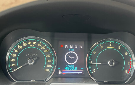 Jaguar XF I рестайлинг, 2013 год, 1 370 000 рублей, 14 фотография