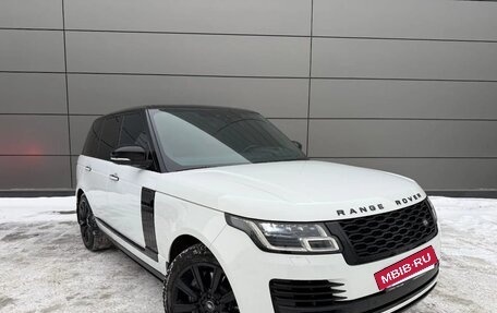 Land Rover Range Rover IV рестайлинг, 2018 год, 7 993 000 рублей, 3 фотография