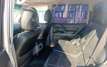 Mitsubishi Pajero III рестайлинг, 2004 год, 850 000 рублей, 10 фотография