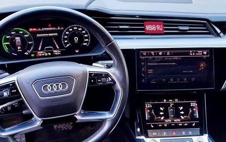 Audi e-tron I, 2021 год, 4 500 000 рублей, 7 фотография