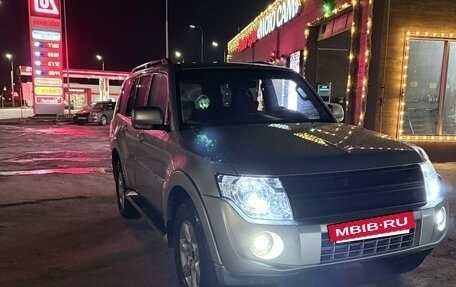Mitsubishi Pajero IV, 2011 год, 2 100 000 рублей, 2 фотография