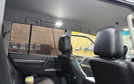 Mitsubishi Pajero IV, 2011 год, 2 100 000 рублей, 15 фотография