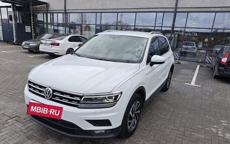Volkswagen Tiguan II, 2018 год, 2 635 000 рублей, 3 фотография