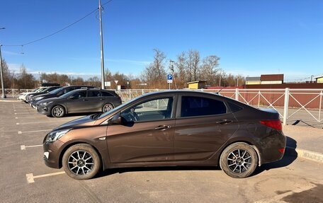 Hyundai Solaris II рестайлинг, 2015 год, 810 000 рублей, 5 фотография