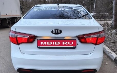 KIA Rio III рестайлинг, 2013 год, 800 000 рублей, 4 фотография