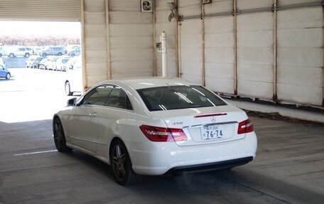 Mercedes-Benz E-Класс, 2012 год, 1 500 000 рублей, 9 фотография