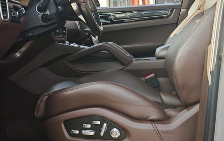 Porsche Cayenne III, 2021 год, 18 200 000 рублей, 11 фотография