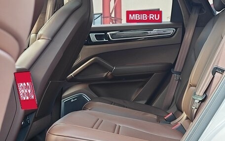 Porsche Cayenne III, 2021 год, 18 200 000 рублей, 20 фотография