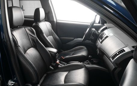 Mitsubishi Outlander III рестайлинг 3, 2012 год, 1 349 000 рублей, 8 фотография