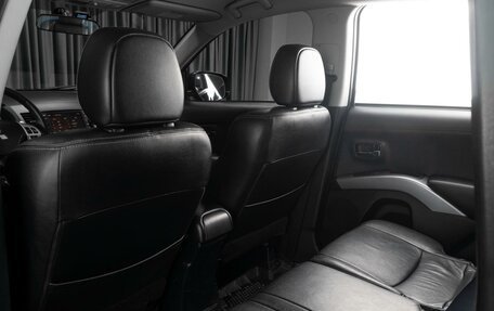 Mitsubishi Outlander III рестайлинг 3, 2012 год, 1 349 000 рублей, 11 фотография