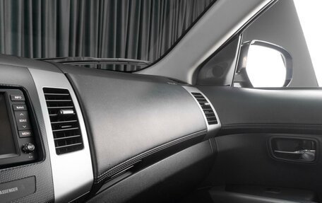 Mitsubishi Outlander III рестайлинг 3, 2012 год, 1 349 000 рублей, 23 фотография