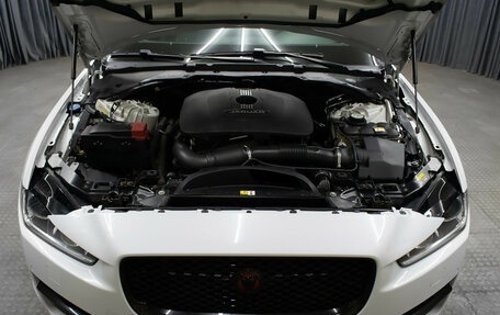 Jaguar XE I рестайлинг, 2016 год, 1 849 000 рублей, 8 фотография