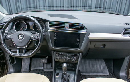 Volkswagen Tiguan II, 2019 год, 2 349 000 рублей, 14 фотография