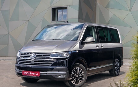 Volkswagen Multivan T6 рестайлинг, 2021 год, 6 500 000 рублей, 1 фотография