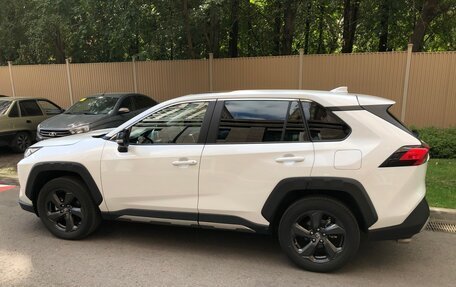 Toyota RAV4, 2022 год, 3 750 000 рублей, 10 фотография