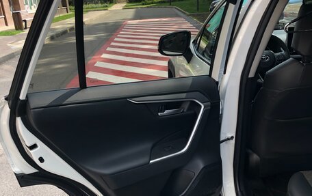 Toyota RAV4, 2022 год, 3 750 000 рублей, 18 фотография